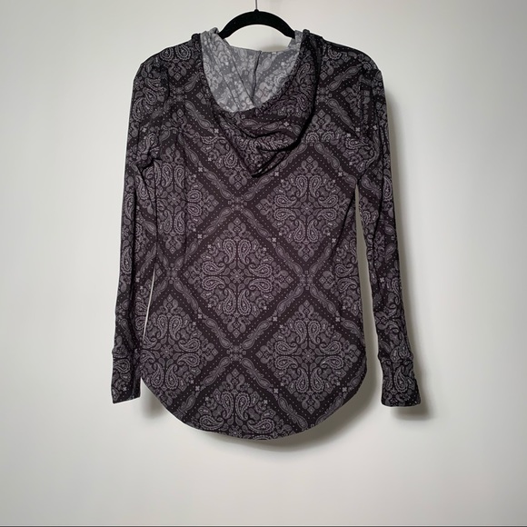 Cozy NEW hoodie Infinite Performance Paisley Pattern Grey and Black Soft Hoodie - Picture 2 of 4